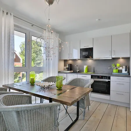 Ocean Breeze No 6 Timmendorfer Strand